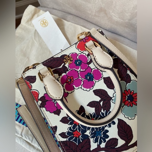 🌸NEW TORY BURCH EMERSON PRINTED MINI SHOPPER TOTE🌸 - Picture 4 of 16